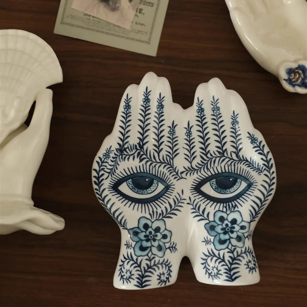 Nordic Palm Ceramic Holder