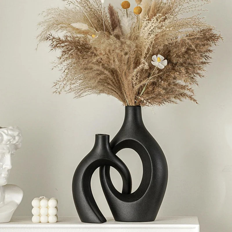 Scandinavian Hollow Vase Set