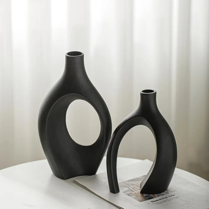 Scandinavian Hollow Vase Set