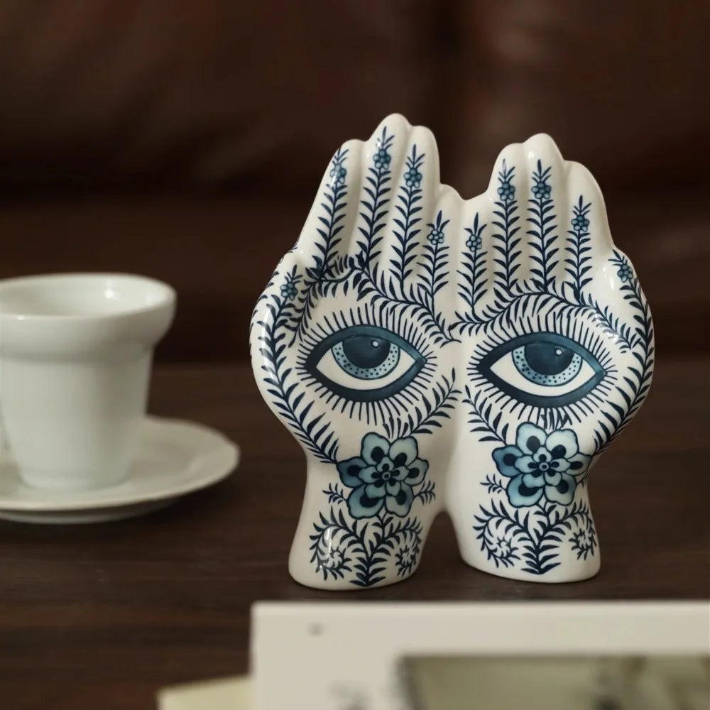Nordic Palm Ceramic Holder