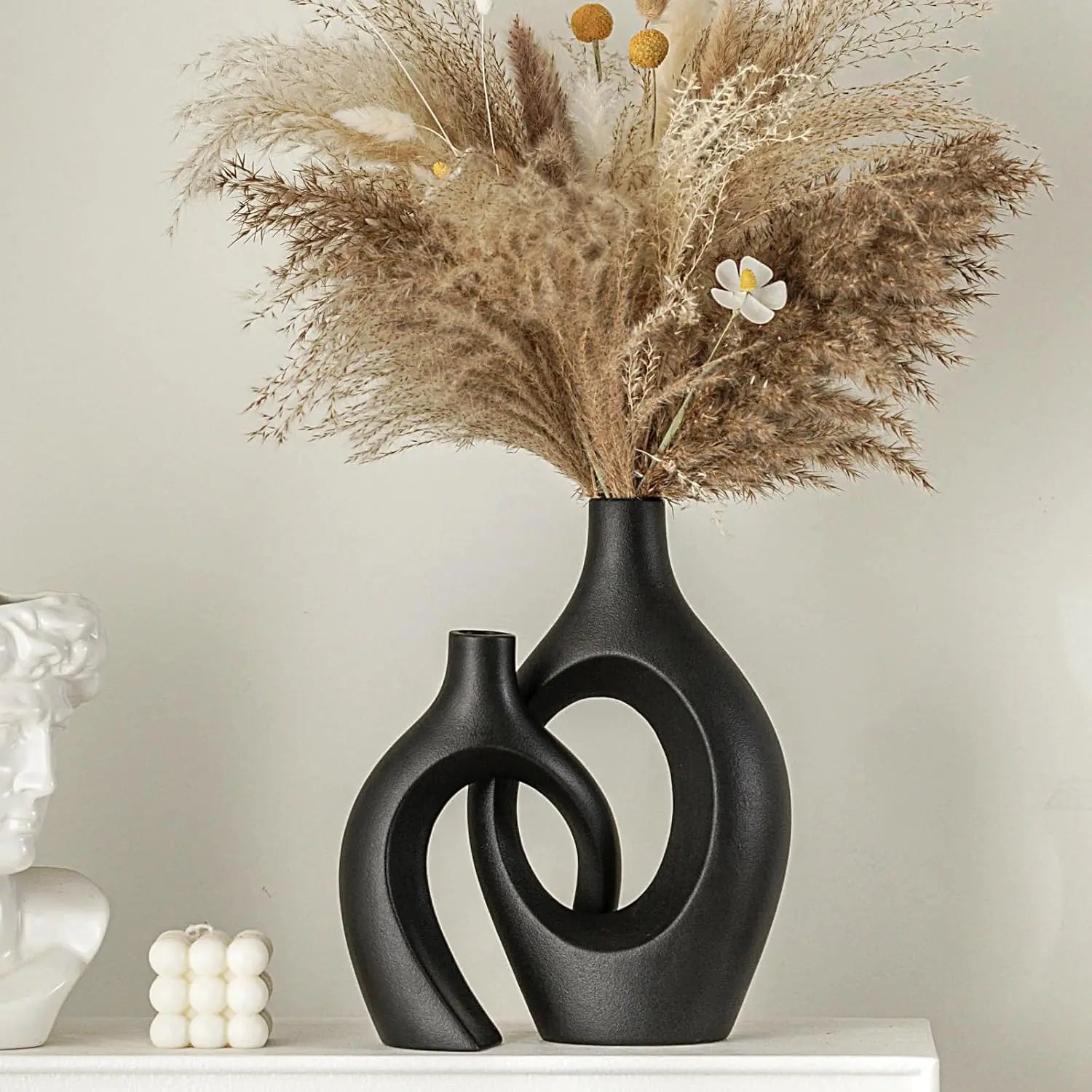 Scandinavian Hollow Vase Set